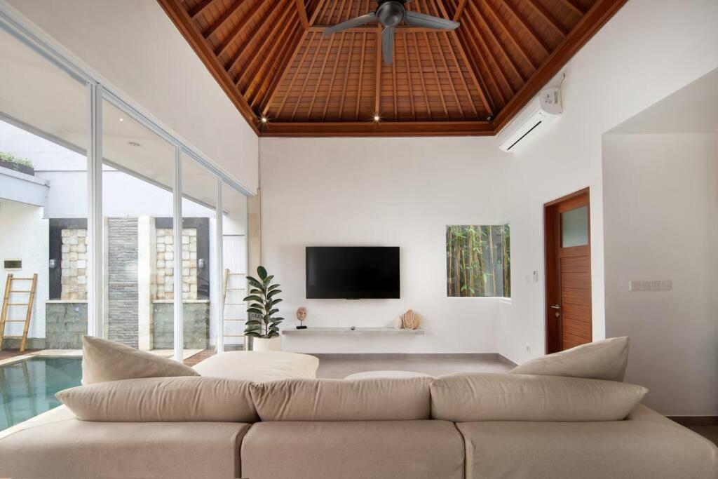 Bella Rose Villa